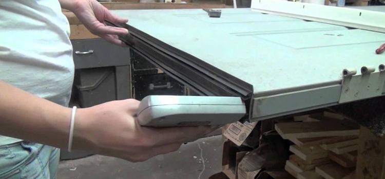 damaged steel door repair Earlimart